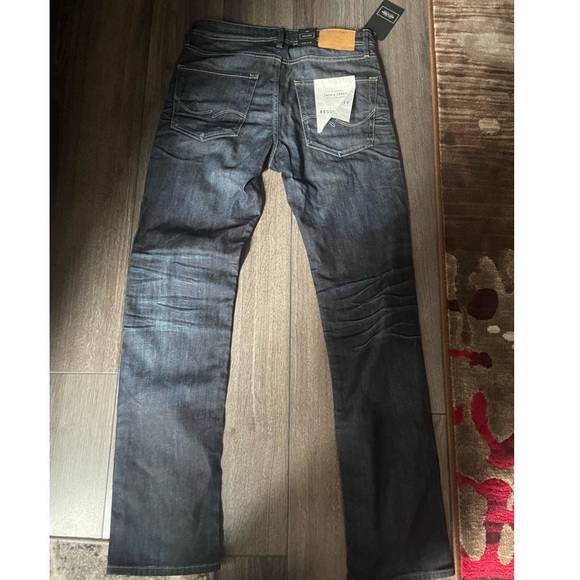 BRAND NEW JACK AND JONES JEANS - Picture 2 of 5